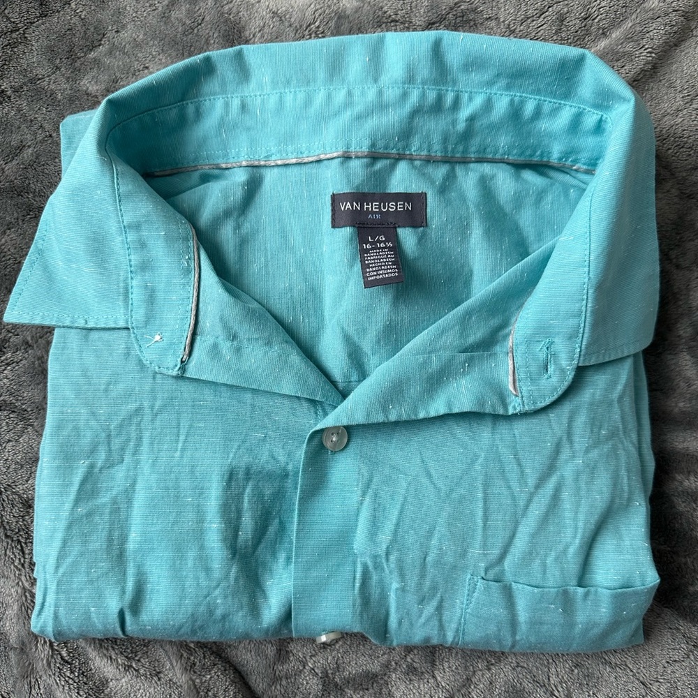 men’s button down - Picture 2 of 3